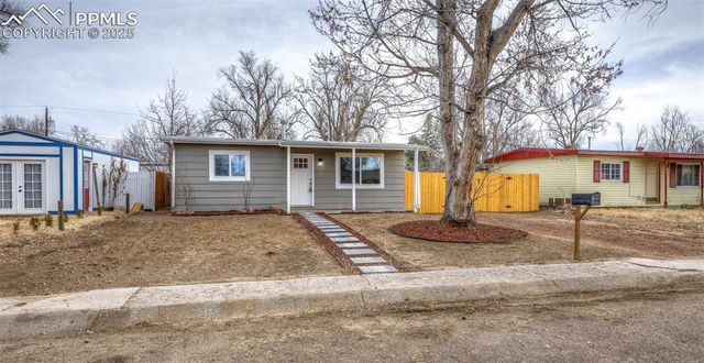 111 Easy Street, Colorado Springs, CO 80911