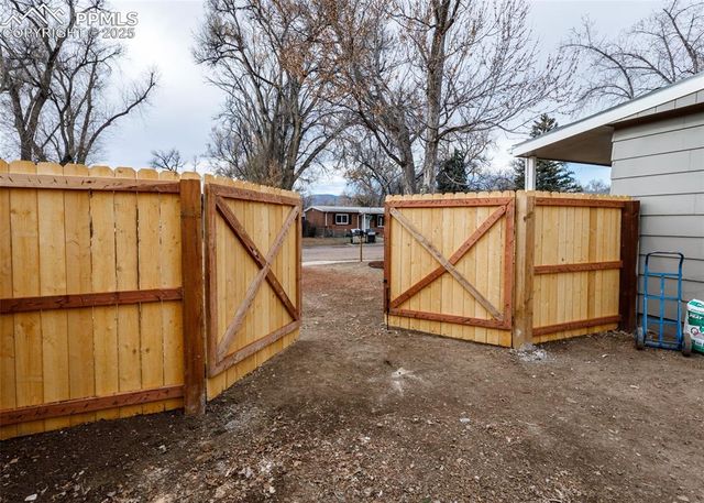 111 Easy Street, Colorado Springs, CO 80911