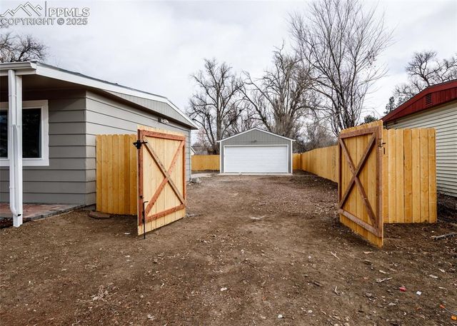 111 Easy Street, Colorado Springs, CO 80911