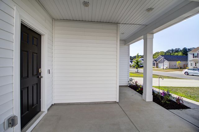 569 Polaris Way, Moncks Corner, SC 29461