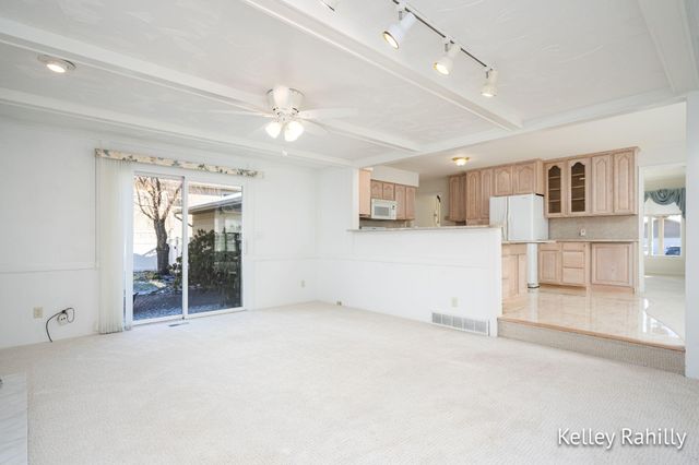 1761 Edgewood Avenue SE, Grand Rapids, MI 49506