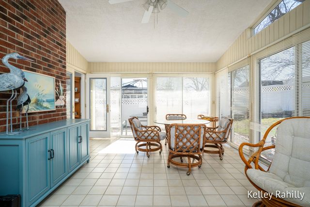 1761 Edgewood Avenue SE, Grand Rapids, MI 49506