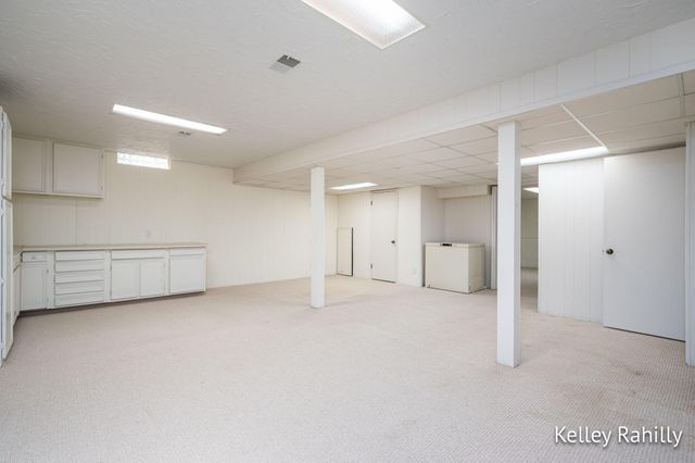 1761 Edgewood Avenue SE, Grand Rapids, MI 49506