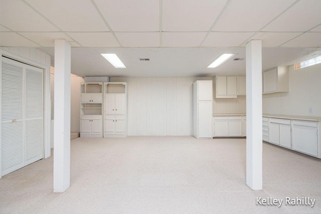 1761 Edgewood Avenue SE, Grand Rapids, MI 49506