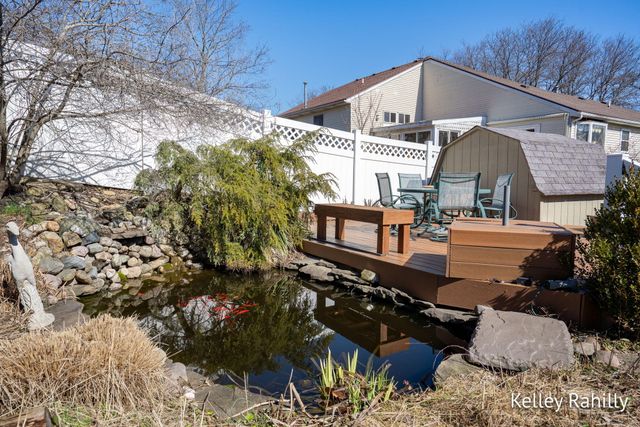 1761 Edgewood Avenue SE, Grand Rapids, MI 49506