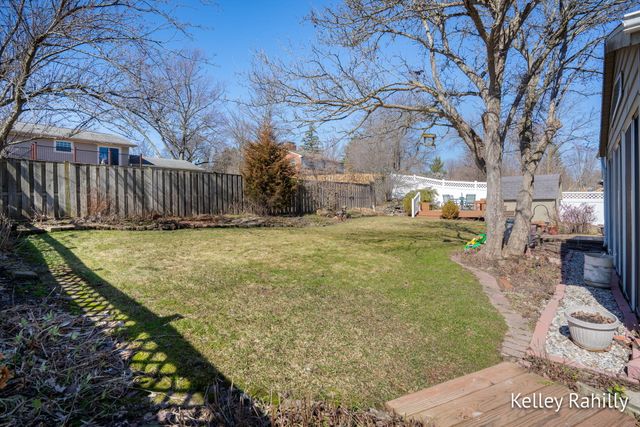 1761 Edgewood Avenue SE, Grand Rapids, MI 49506