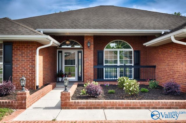 28069 Odie Scott Drive, Ardmore, AL 35739