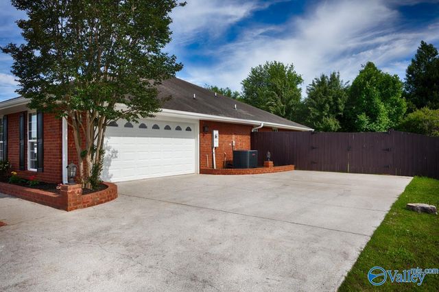 28069 Odie Scott Drive, Ardmore, AL 35739