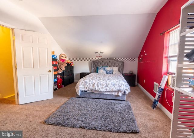 1331 NEW HOLLAND RD, Reading, PA 19607