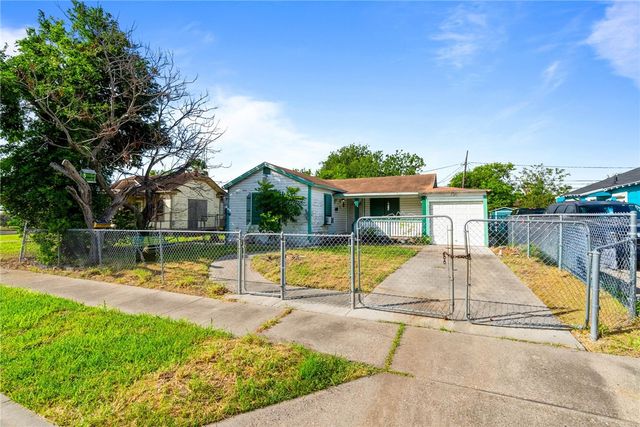 2133 Harvard St, Corpus Christi, TX 78416