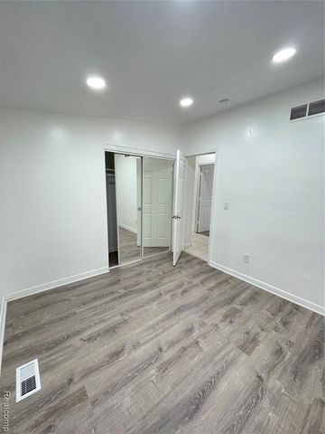 5265 Streefkerk Drive, Warren, MI 48092