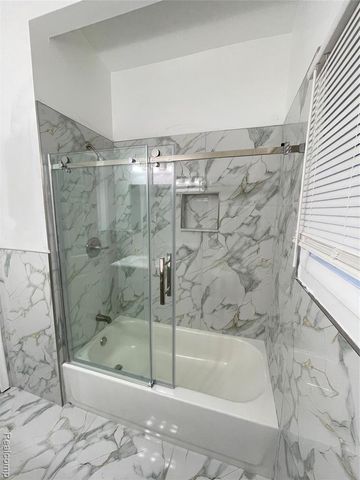 5265 Streefkerk Drive, Warren, MI 48092