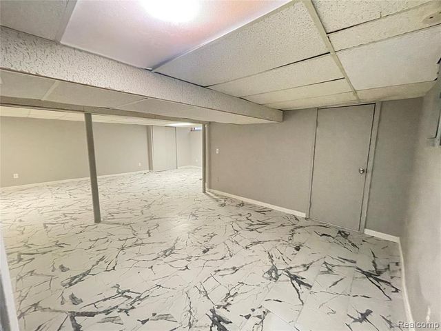 5265 Streefkerk Drive, Warren, MI 48092