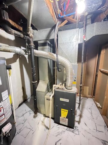 5265 Streefkerk Drive, Warren, MI 48092