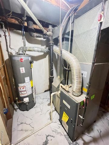 5265 Streefkerk Drive, Warren, MI 48092