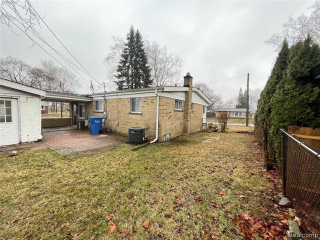 5265 Streefkerk Drive, Warren, MI 48092