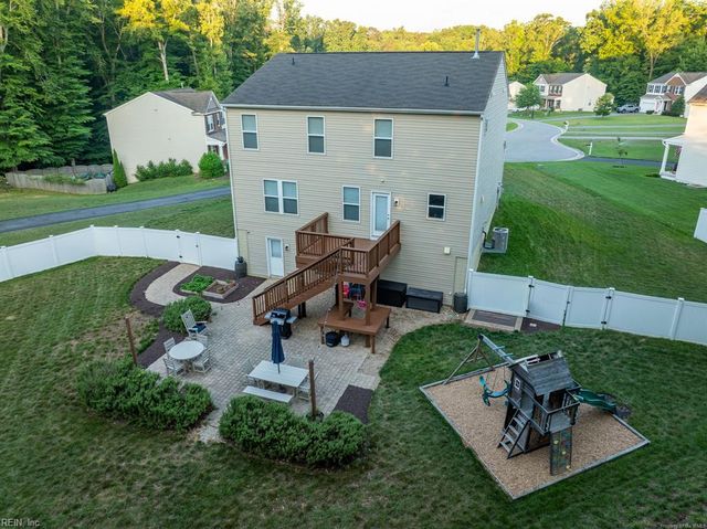 522 Collington CT, Williamsburg, VA 23188