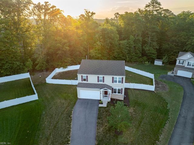 522 Collington CT, Williamsburg, VA 23188
