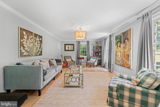 12 CHOWNING DR, Malvern, PA 19355
