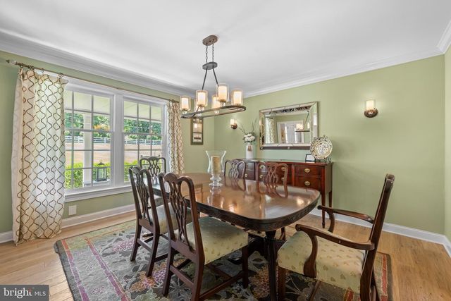 12 CHOWNING DR, Malvern, PA 19355