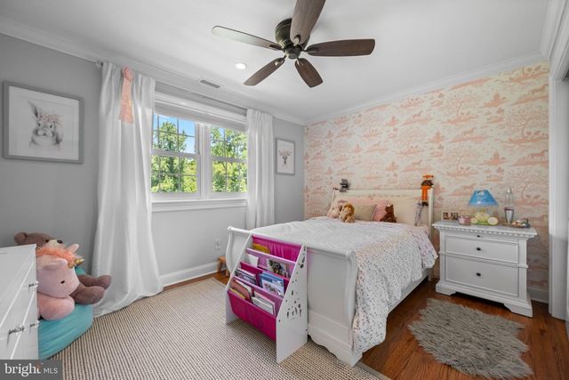 12 CHOWNING DR, Malvern, PA 19355