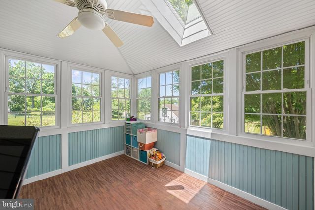 12 CHOWNING DR, Malvern, PA 19355