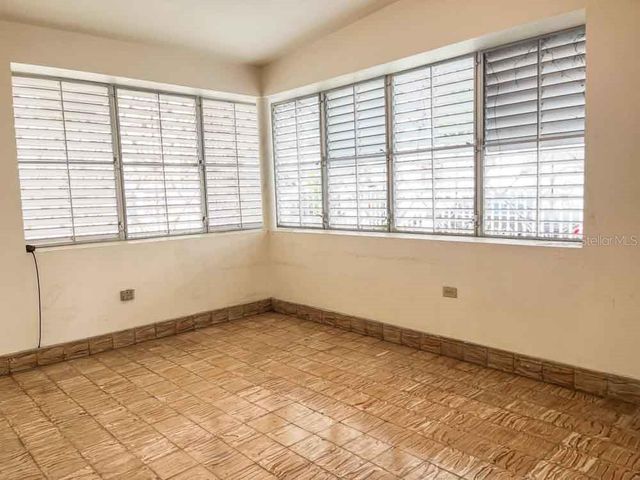 214 Los Flamboyanes HYDE PARK, San Juan, PR 00927