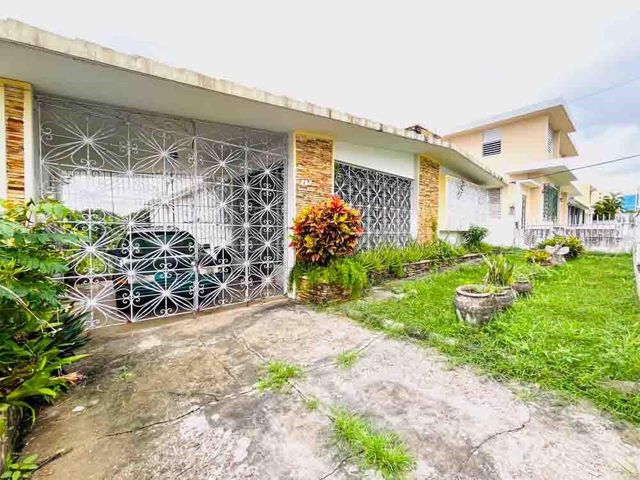 214 Los Flamboyanes HYDE PARK, San Juan, PR 00927