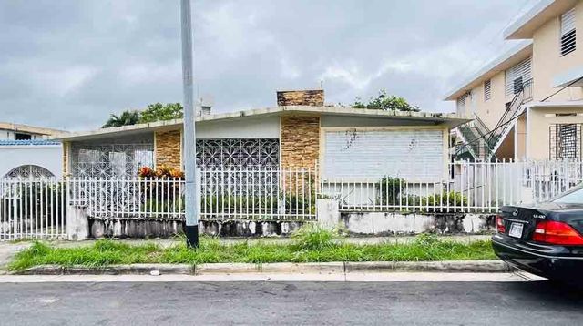 214 Los Flamboyanes HYDE PARK, San Juan, PR 00927