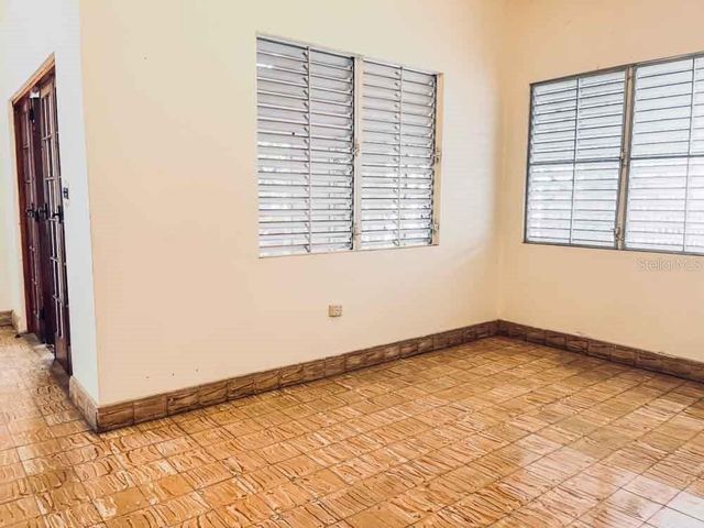 214 Los Flamboyanes HYDE PARK, San Juan, PR 00927