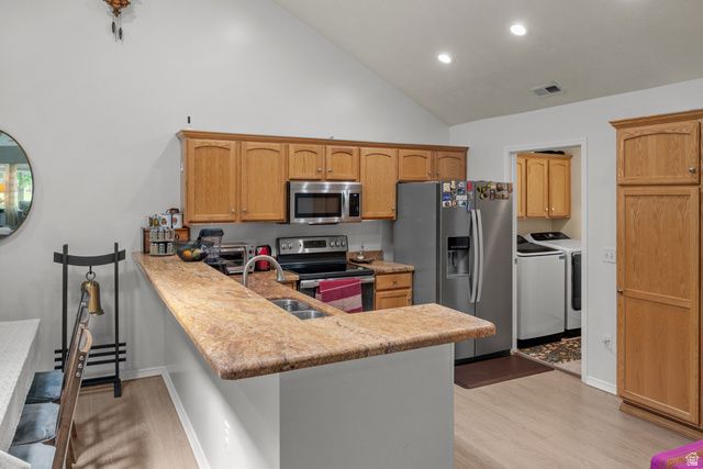 2101 W ABBEY VIEW RD, West Jordan, UT 84088