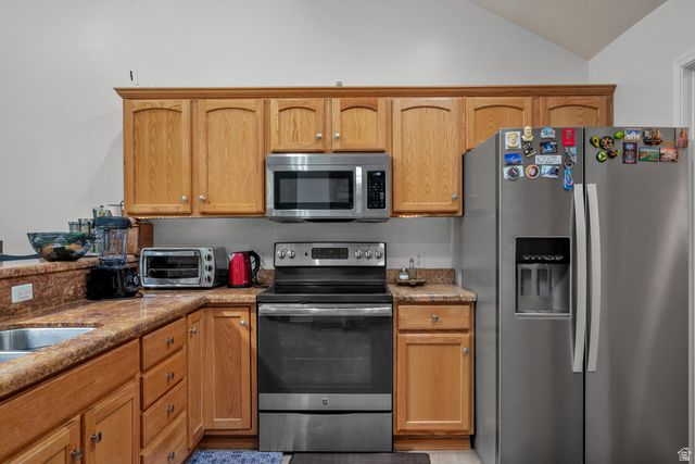 2101 W ABBEY VIEW RD, West Jordan, UT 84088