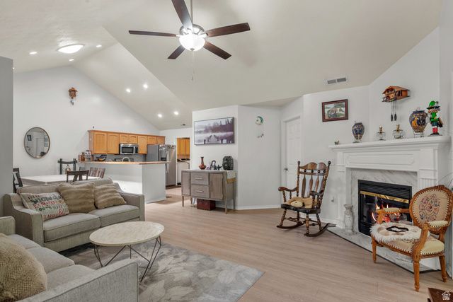 2101 W ABBEY VIEW RD, West Jordan, UT 84088