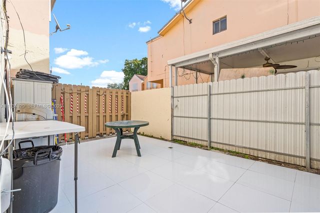 5888 W 25th Ct 5, Hialeah, FL 33016