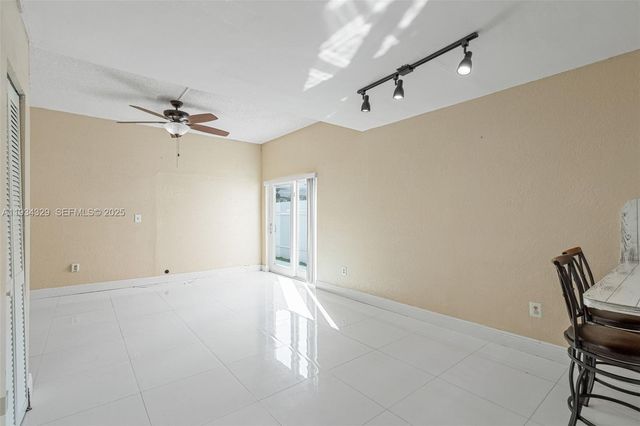 5888 W 25th Ct 5, Hialeah, FL 33016
