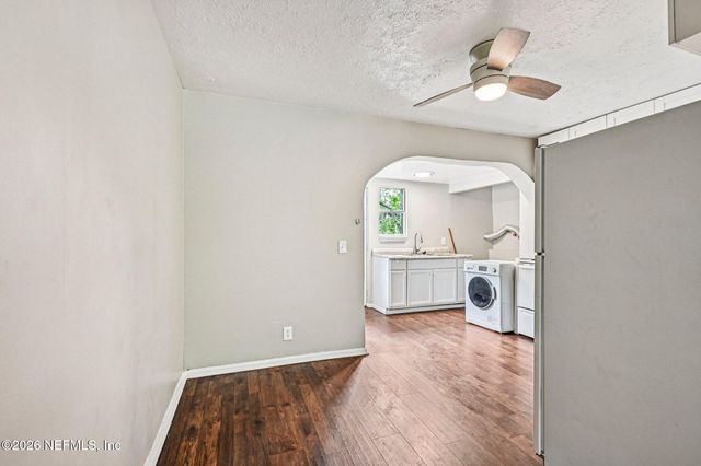 5609 EARTHA Drive, Jacksonville, FL 32209