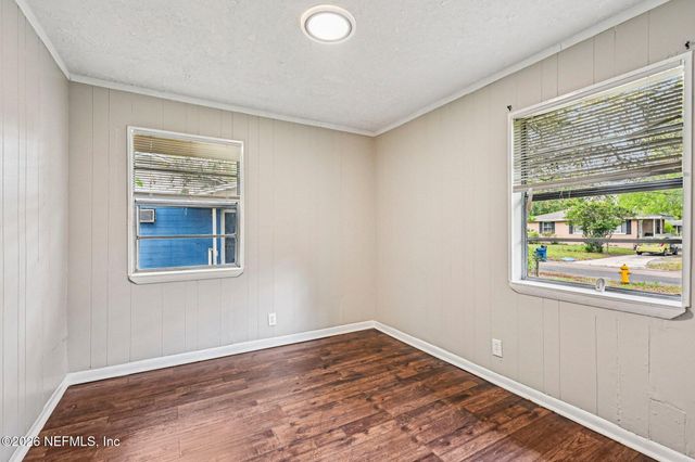 5609 EARTHA Drive, Jacksonville, FL 32209