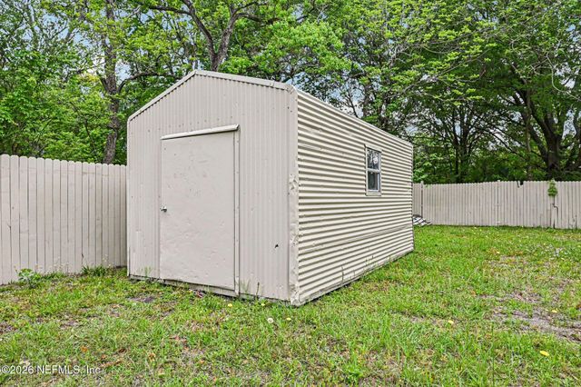 5609 EARTHA Drive, Jacksonville, FL 32209