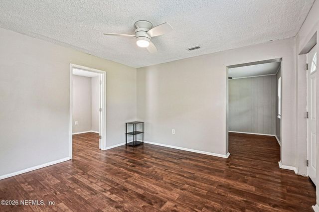 5609 EARTHA Drive, Jacksonville, FL 32209