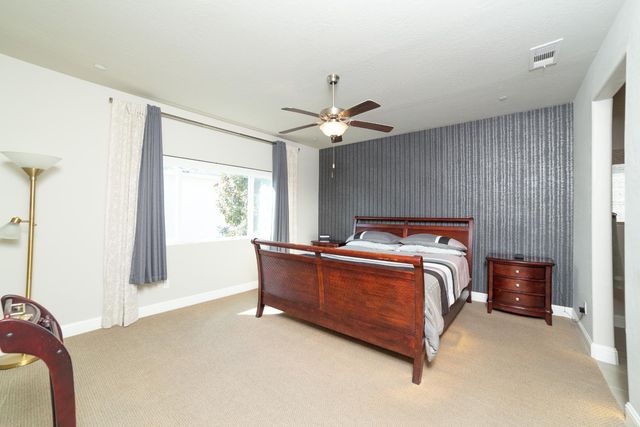 6026 E Fedora Avenue, Fresno, CA 93727