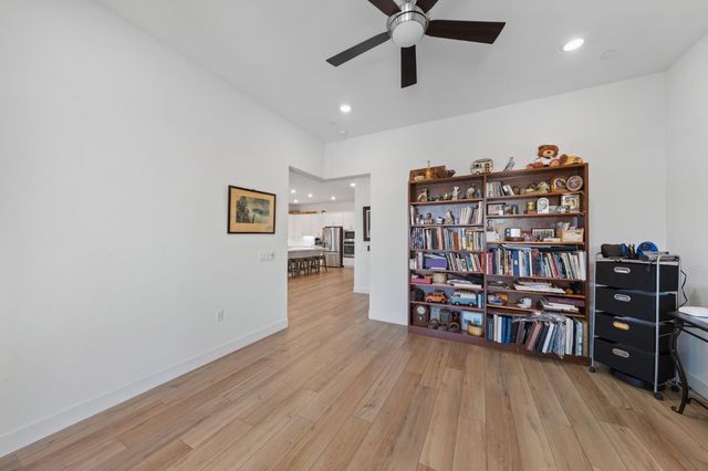 4721 Trumpet Lily Way, Roseville, CA 95747