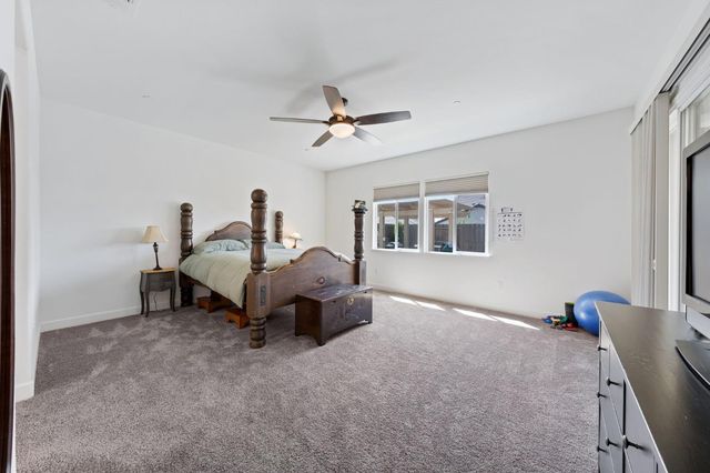4721 Trumpet Lily Way, Roseville, CA 95747