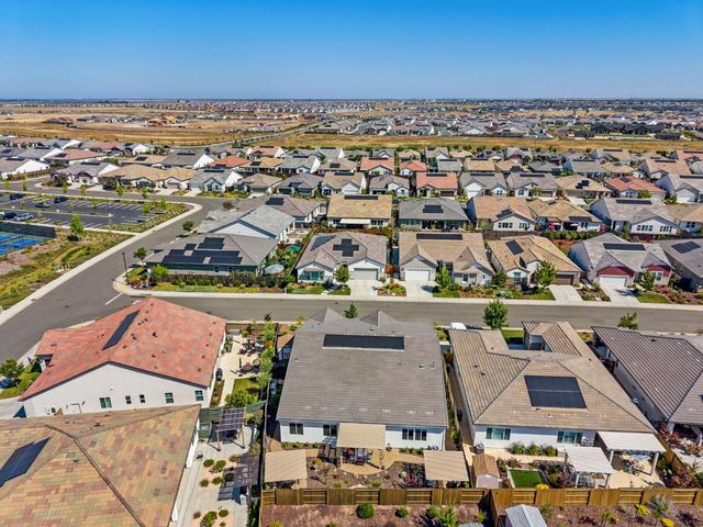 4721 Trumpet Lily Way, Roseville, CA 95747