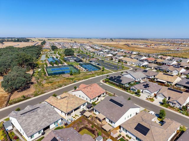 4721 Trumpet Lily Way, Roseville, CA 95747