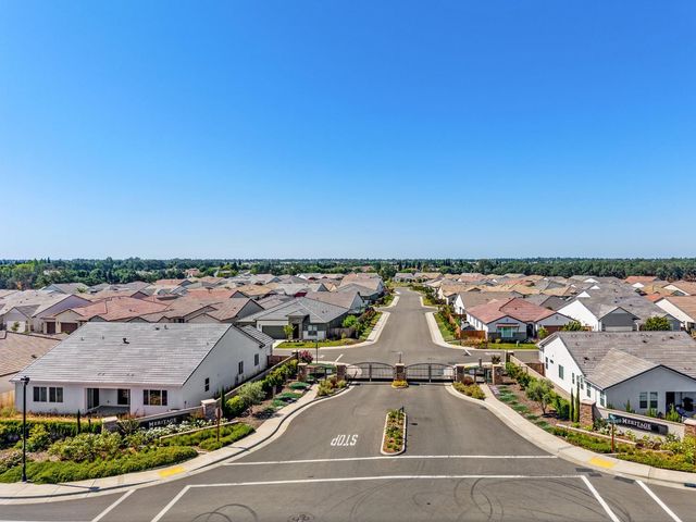4721 Trumpet Lily Way, Roseville, CA 95747