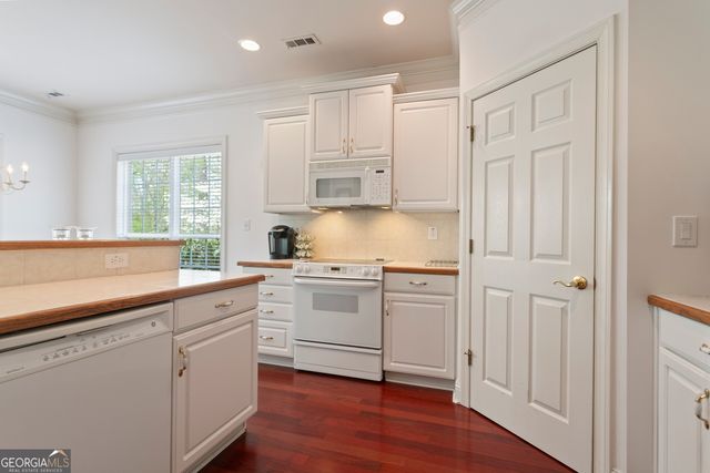 203 Legends Trace, Mcdonough, GA 30253