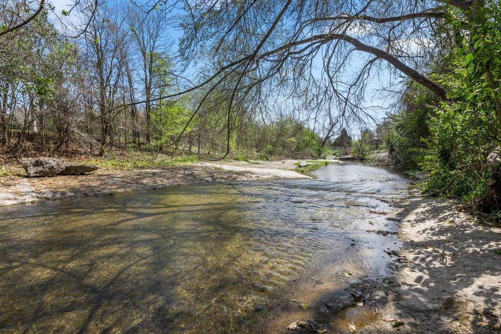 1304 Gatlinburg DR, Pflugerville, TX 78660