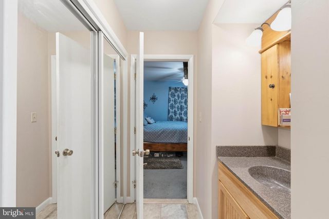 703 E BUTLER AVE, Vineland, NJ 08361