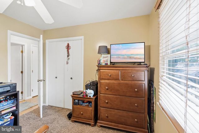 703 E BUTLER AVE, Vineland, NJ 08361