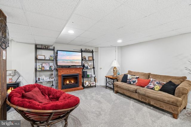 703 E BUTLER AVE, Vineland, NJ 08361